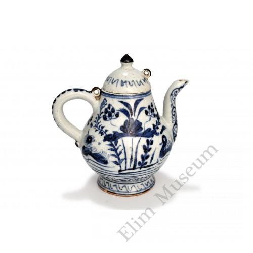 1421  A B&W mandarin duck and  lotus pattern flagon  